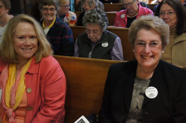 Pre-COVID Worship resumes